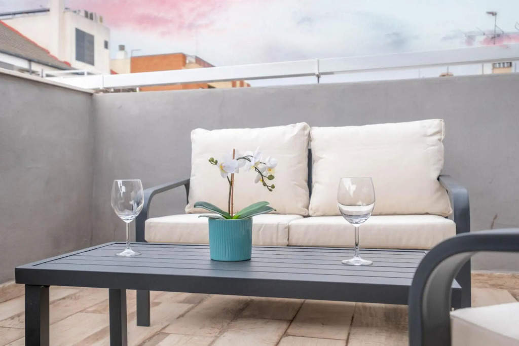 Brand New, Specious Penthouse W, Private Terrace