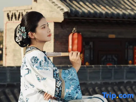 Qiangxia Nuanju · New Chinese-Style Courtyard Smart Homestay