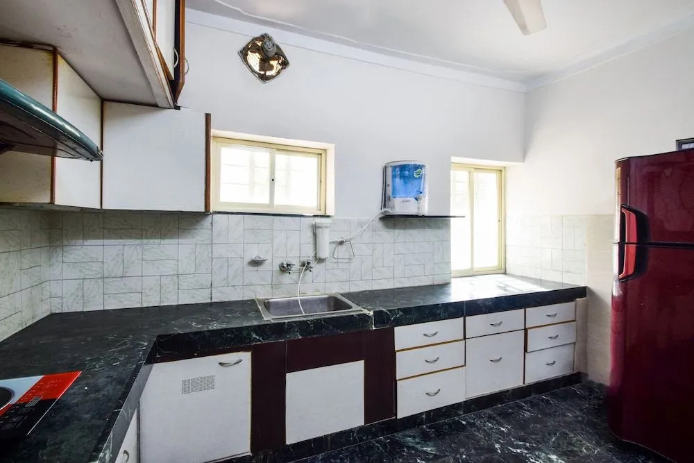 OYO 11874 Home Cozy Stay Goverdhan Villas
