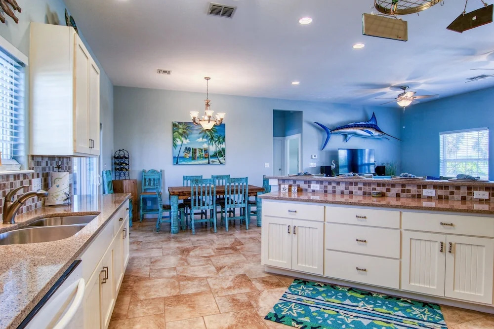 No Ragrets 4 Bedrooms 4 Bathrooms Home