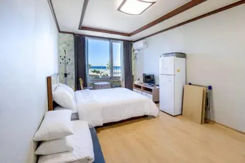 Yangyang Hajodae Condotel