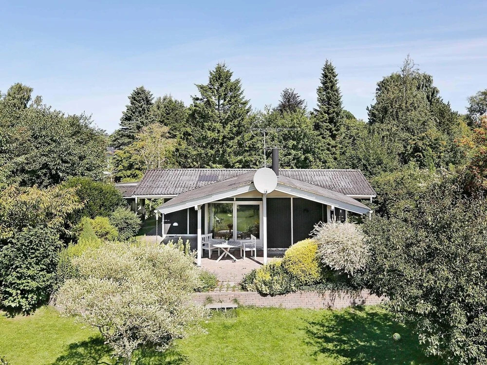 Tranquil Holiday Home in Hovedstaden With Terrace