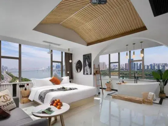 Time Slow Travel Homestay (Wanda Plaza Xiangya First Affiliated Hospital)