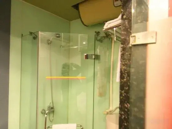 Yasi Apartment Hotel
