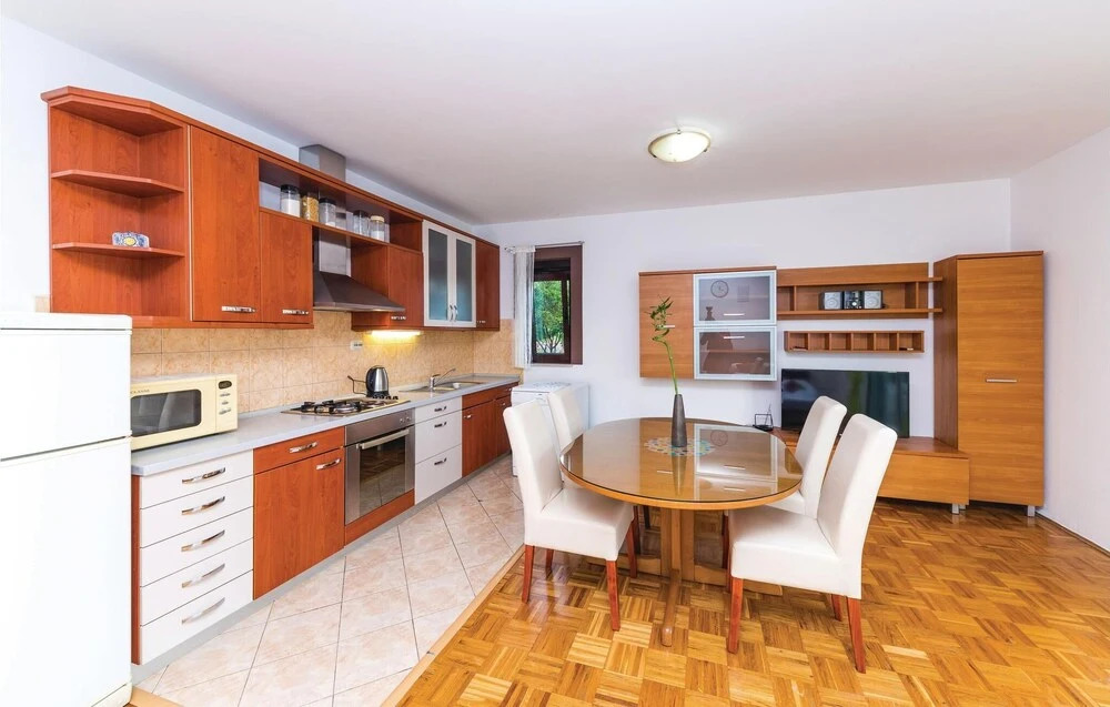 Amazing Apartment in Trogir With 1 Bedrooms and Wifi
