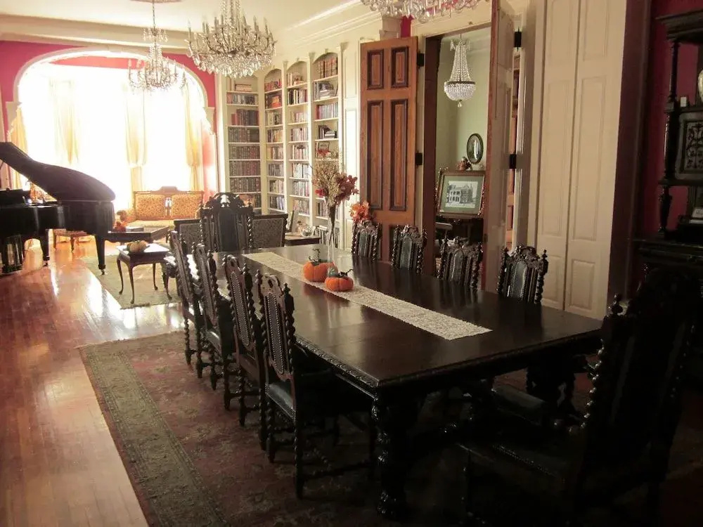 Baer House Inn