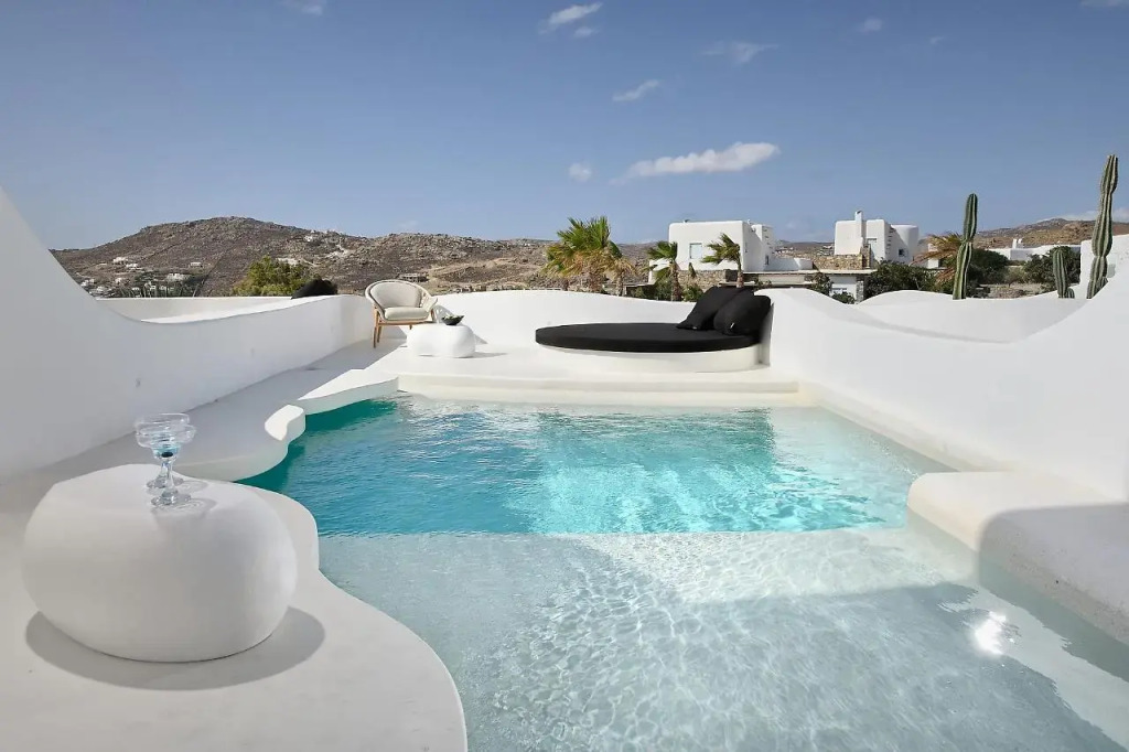 Million Stars Mykonos, Iconic by Design