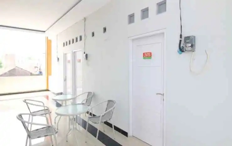 D'Raffles Syariah Near Ambarukmo Plaza