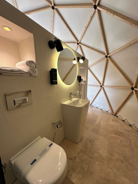 Lamoya Suites