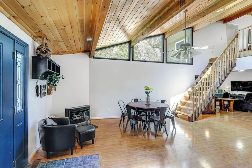Group Getaway in Newland w/ Lake & Pool Access