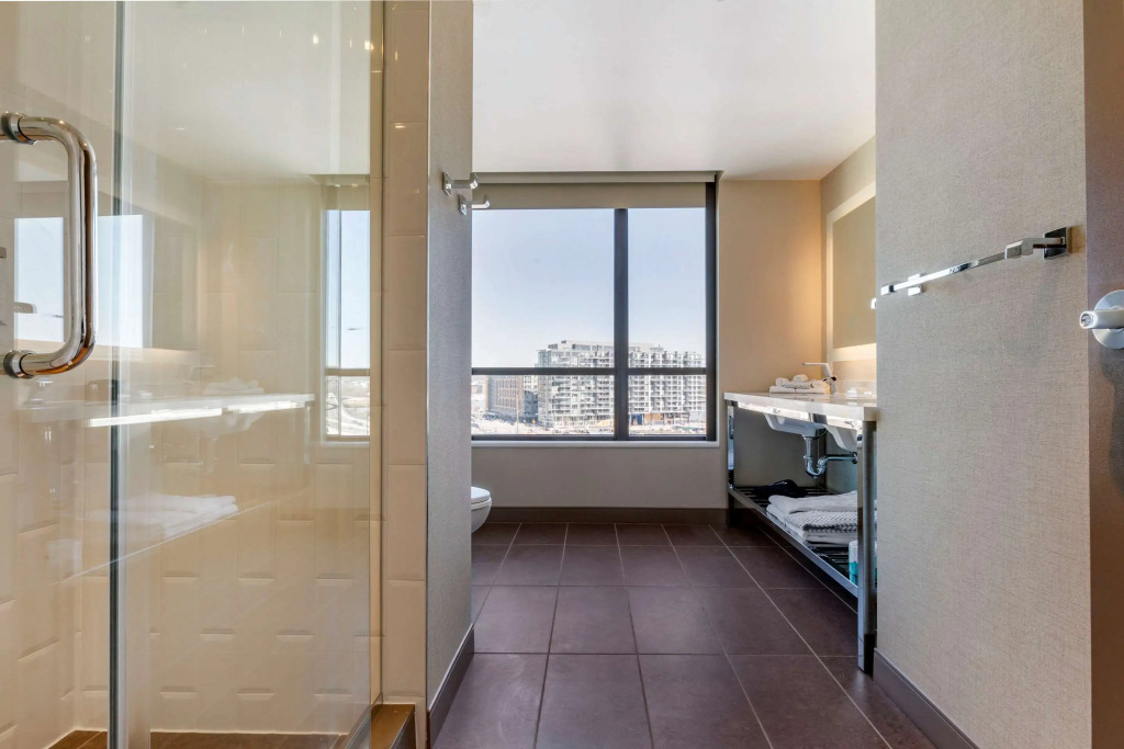 Cambria Hotel Washington DC Navy Yard Riverfront