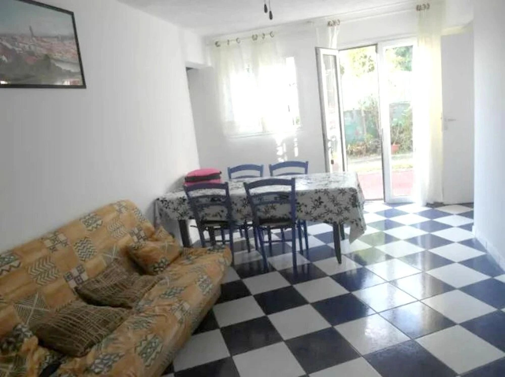 House With 2 Bedrooms in Saint Pierre, With Wonderful Mountain View, E