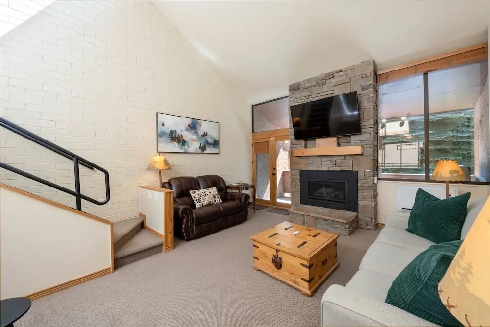 Park Avenue Standard 2 Bedroom Condominiums