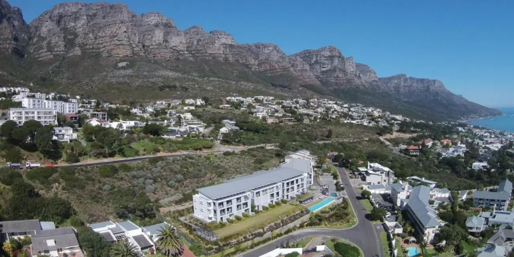 The Crystal Luxury Serviced Apartments