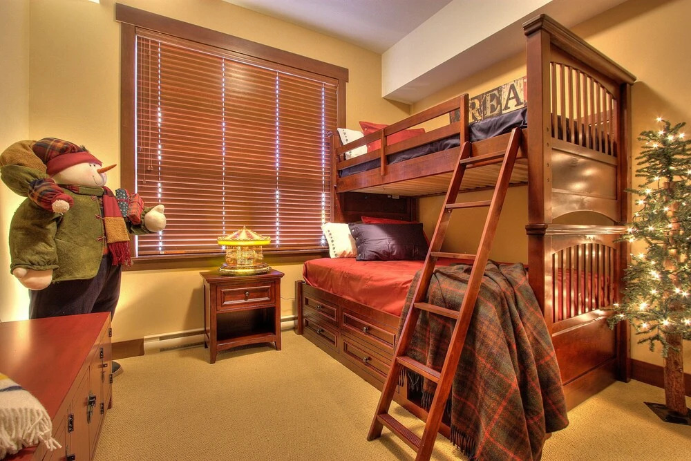 Stonegate Resort