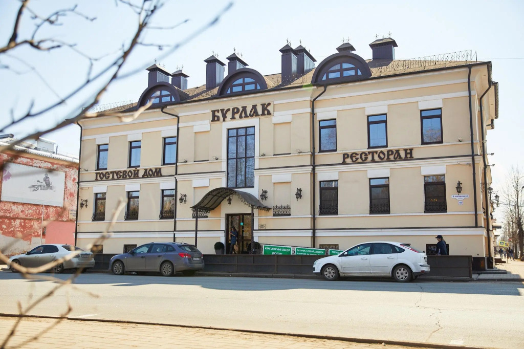 Бурлак