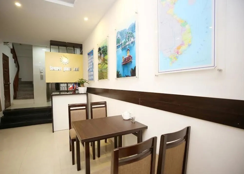 Summer Place Hotel - Hostel