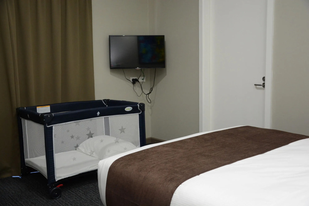 Ratsun Nadi Airport Apartment Hotel