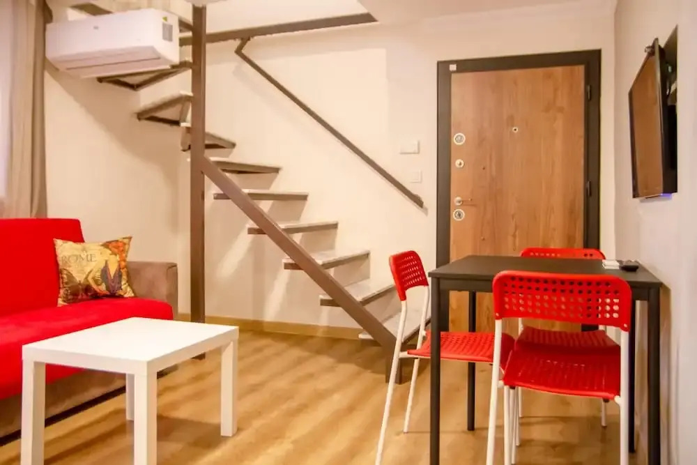 Colorful Apartment Near Kulturpark Izmir