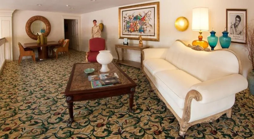 Gulf Hills Hotel & Resort