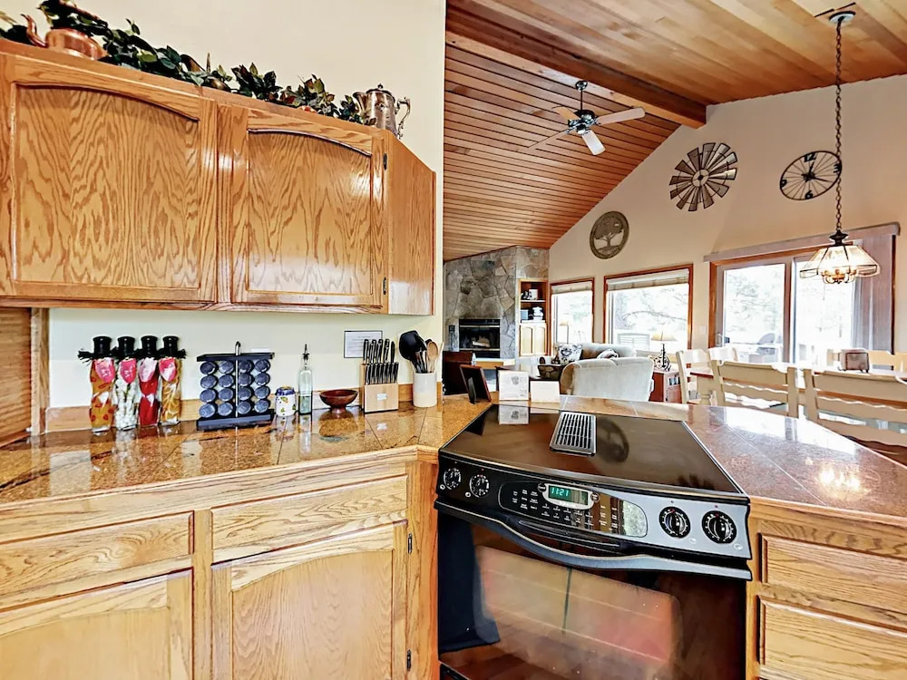 Flat Top #2 - 3 Br Home