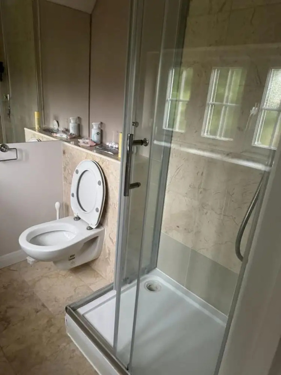 Cosy and Lovely 4-bed House in Stanmore