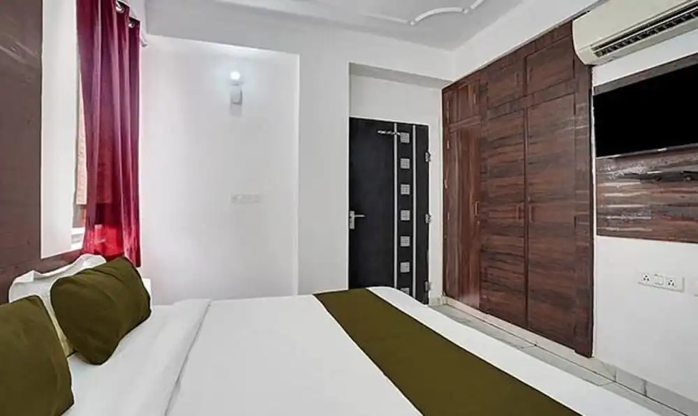 Fabhotel Sky Heights