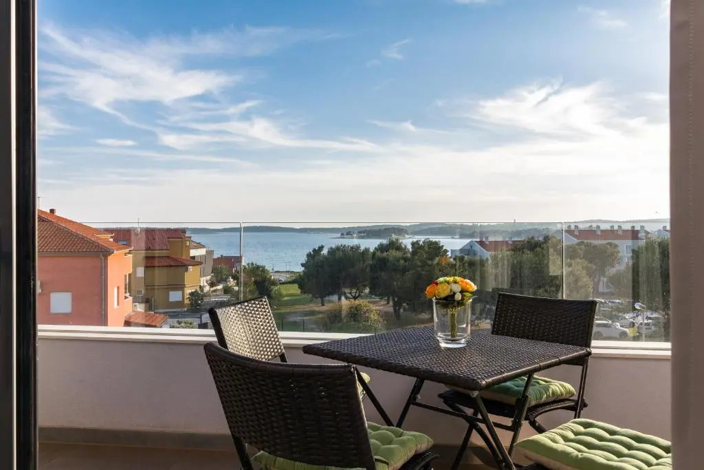 Apartments Medulin by the Sea