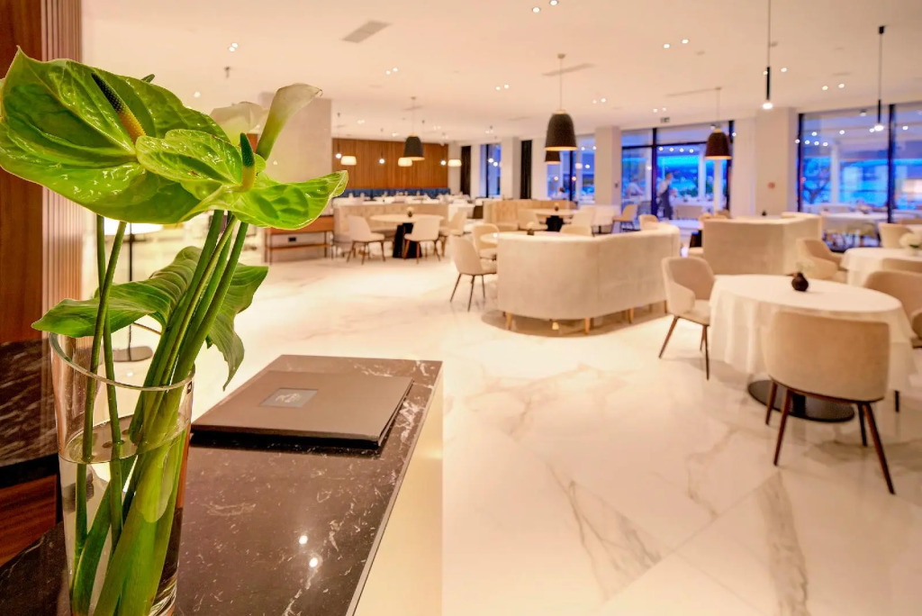 Luxury Hotel Riva