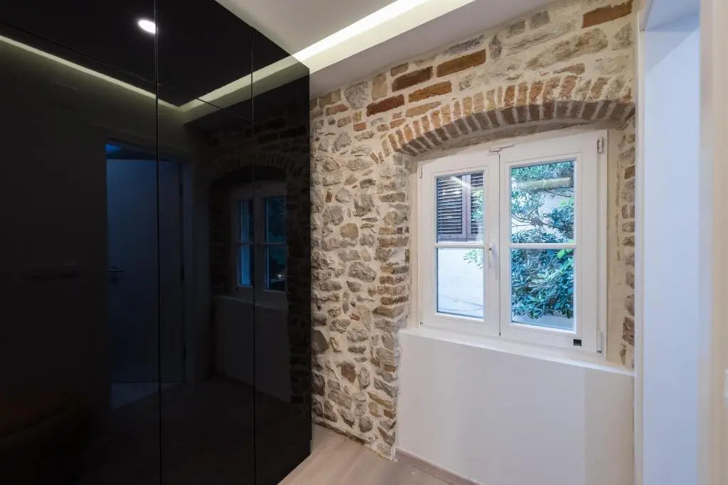 10 Heritage Rooms