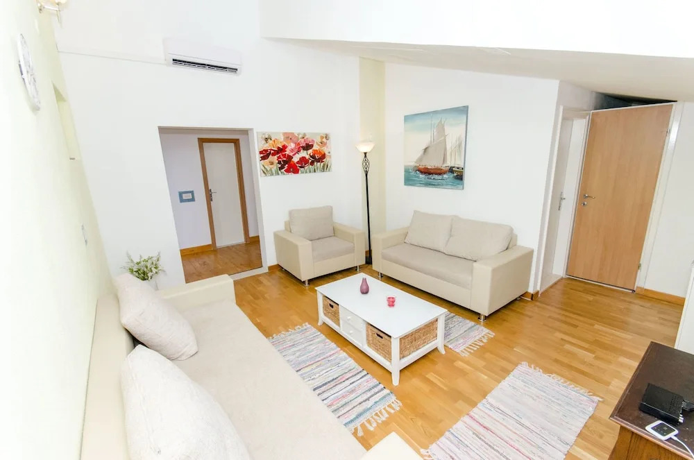 Apartment The Place