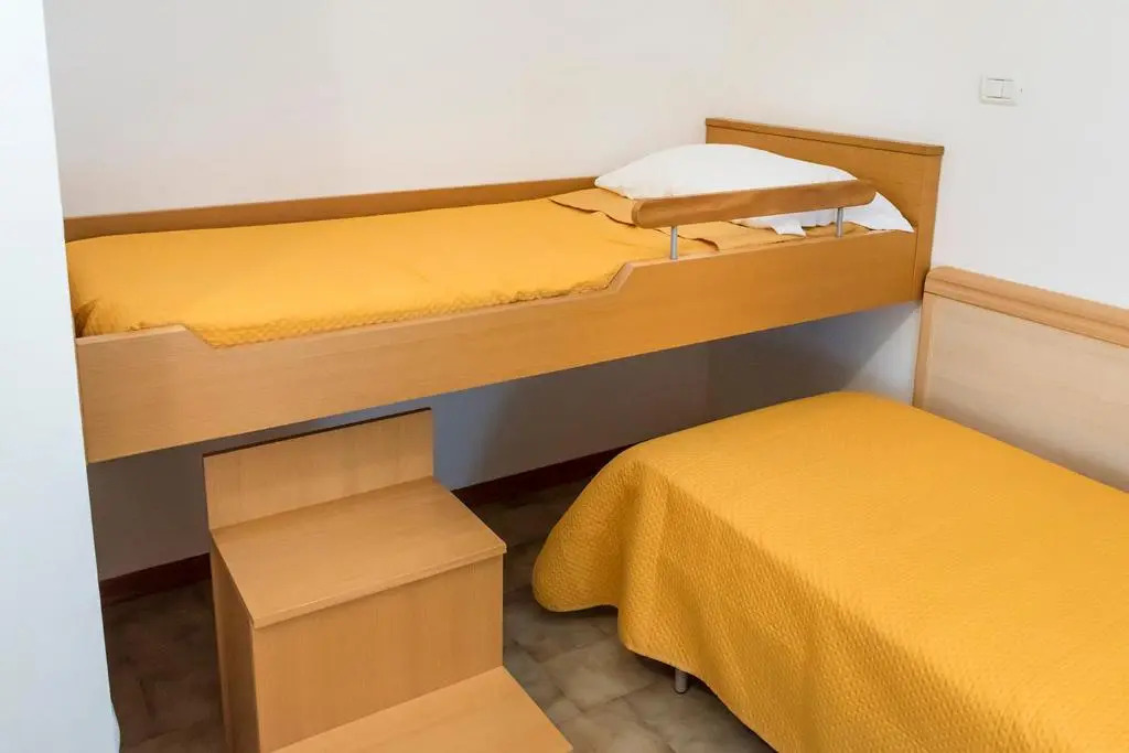 M35 - Marcelli, Trilocale Con Terrazzo E A/C