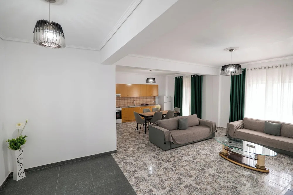 Hoteleks Inn & Suites