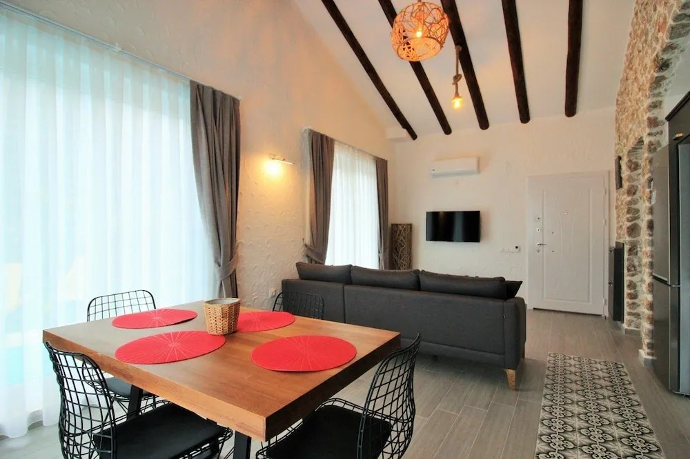 Villa Poppy
