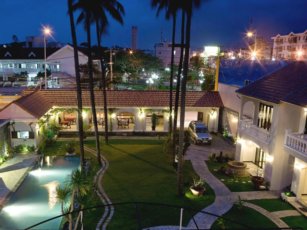 La Paloma Villa