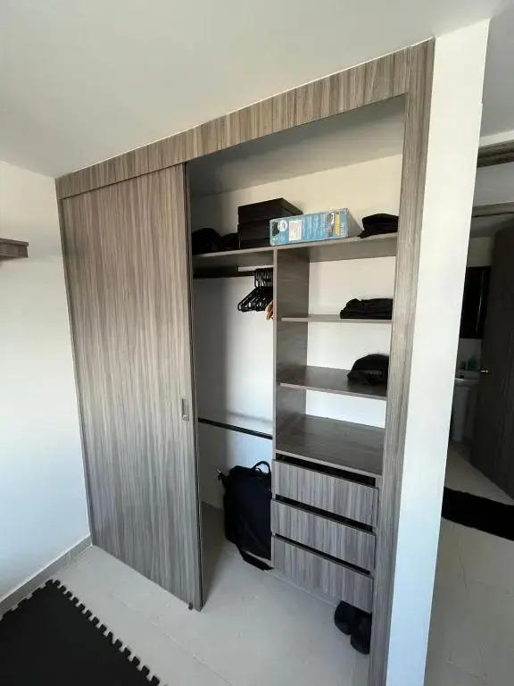 Habitación Auxiliar en Apto Compartido piso 26