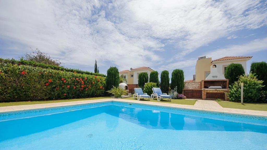 Rent Private Villa 036