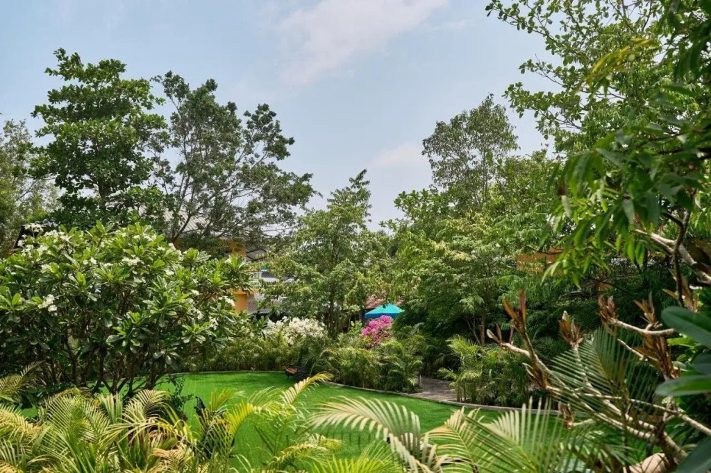 Mayfair Manor Alibag