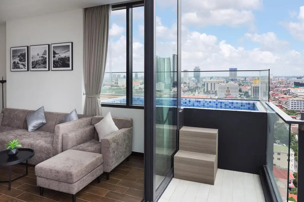 Luxcity Hotel & Apartment