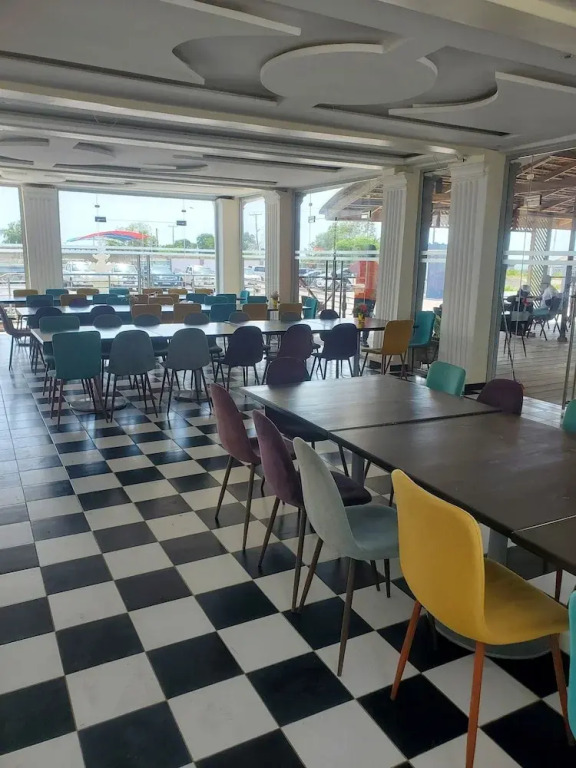 Lagoon Beach Hotel