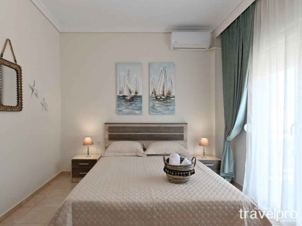 Marianthi Apartment by TravelPro Services - N...