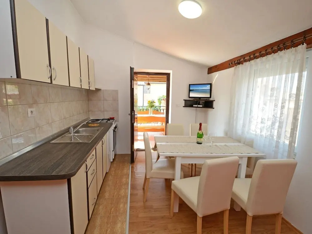 Apartment for up to 5 Persons Near Porec With Shared Pool