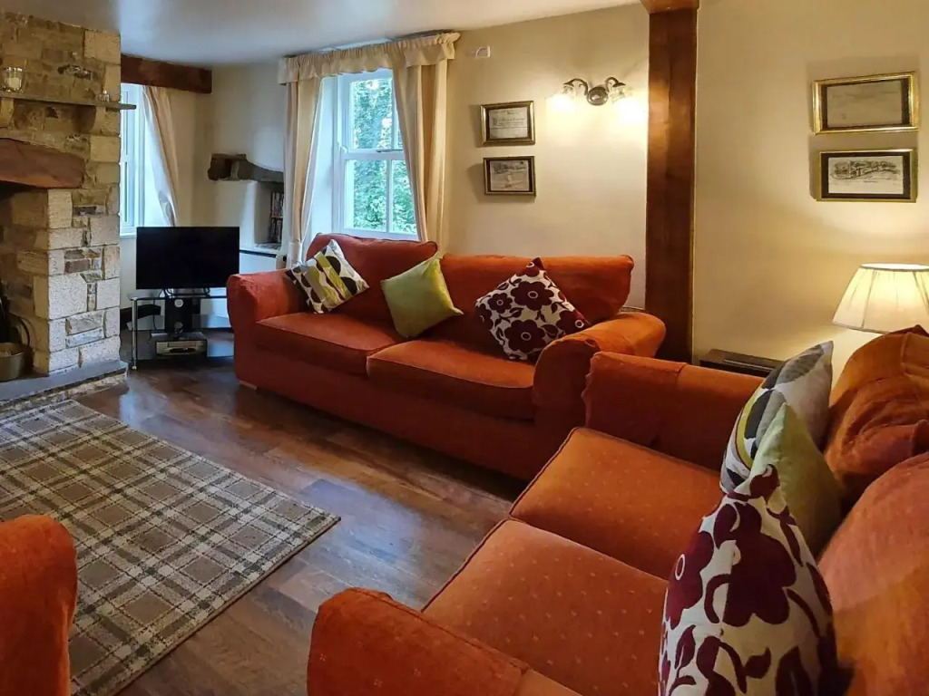 Delph House