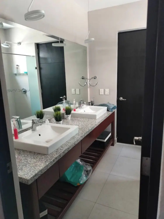 Elegant big House Nvo Vta