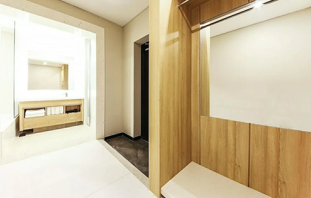 Yangsan Time Square Hotel