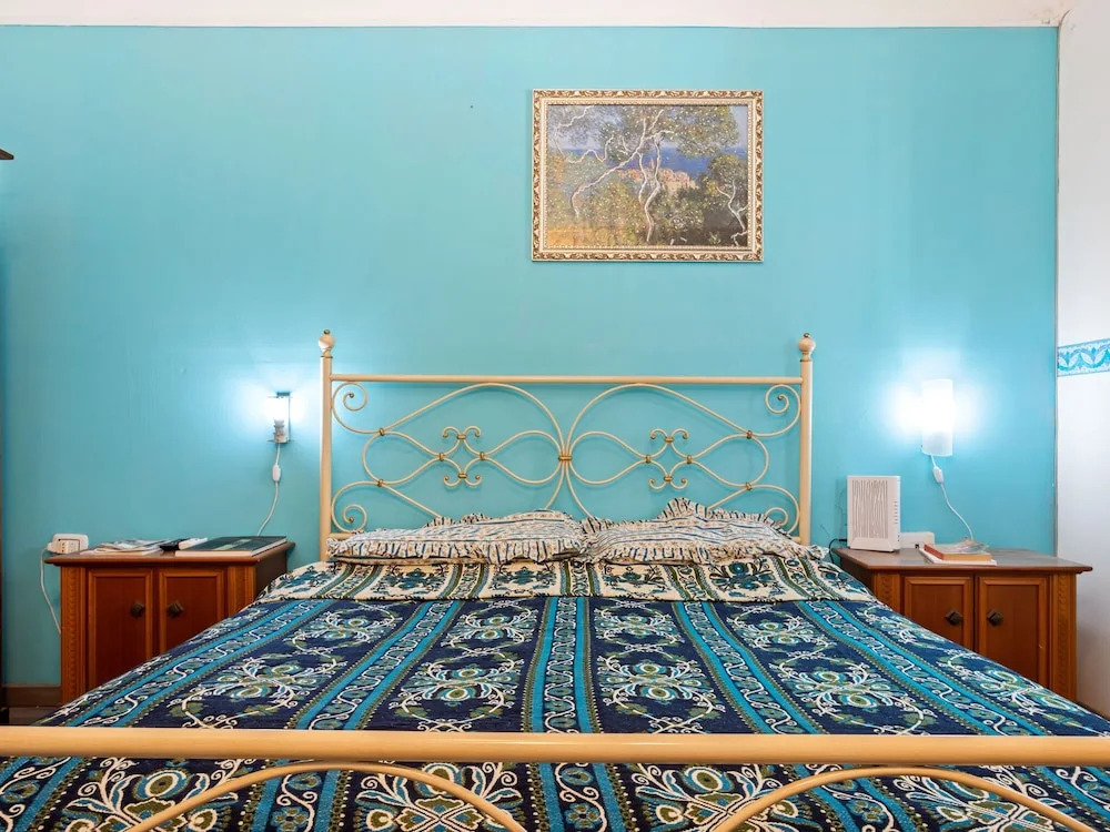 Traditional Holiday Home in Siracusa Near Seabeach