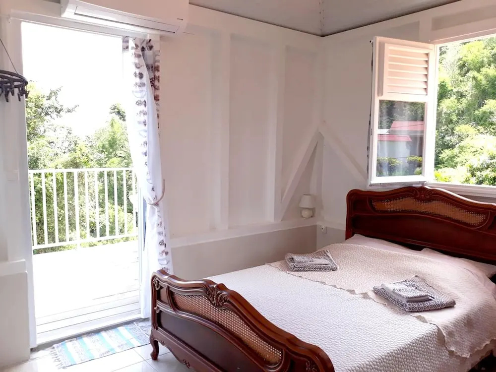 Apartment With one Bedroom in Rivière Pilote, With Wonderful Mountain View, Furnished Terrace and Wifi - 8 km From the Beach