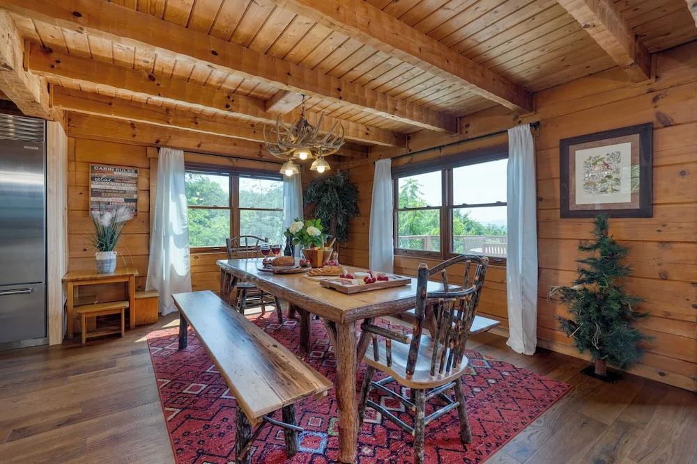 2 Homes in Big Bear by Avantstay Sleeps 22, Theater Room, Game Room, Hot Tub, Smoky Mountain Views