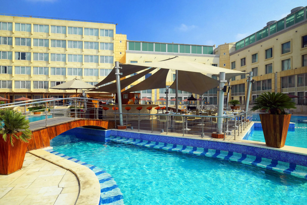 Le Meridien Pyramids Hotel & Spa