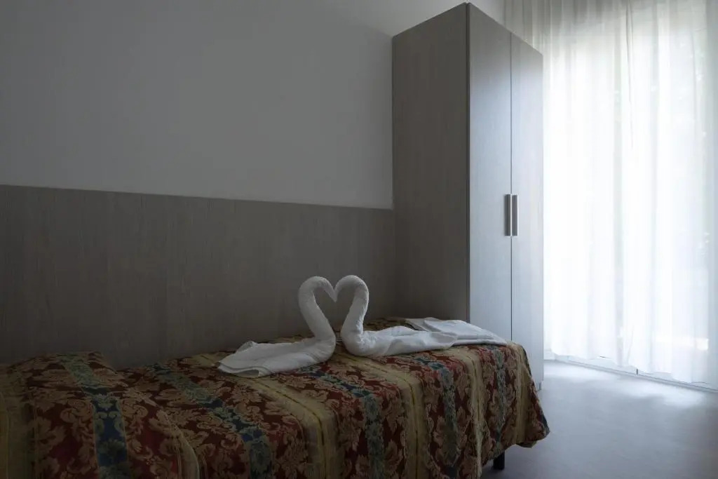 Hotel Carillon